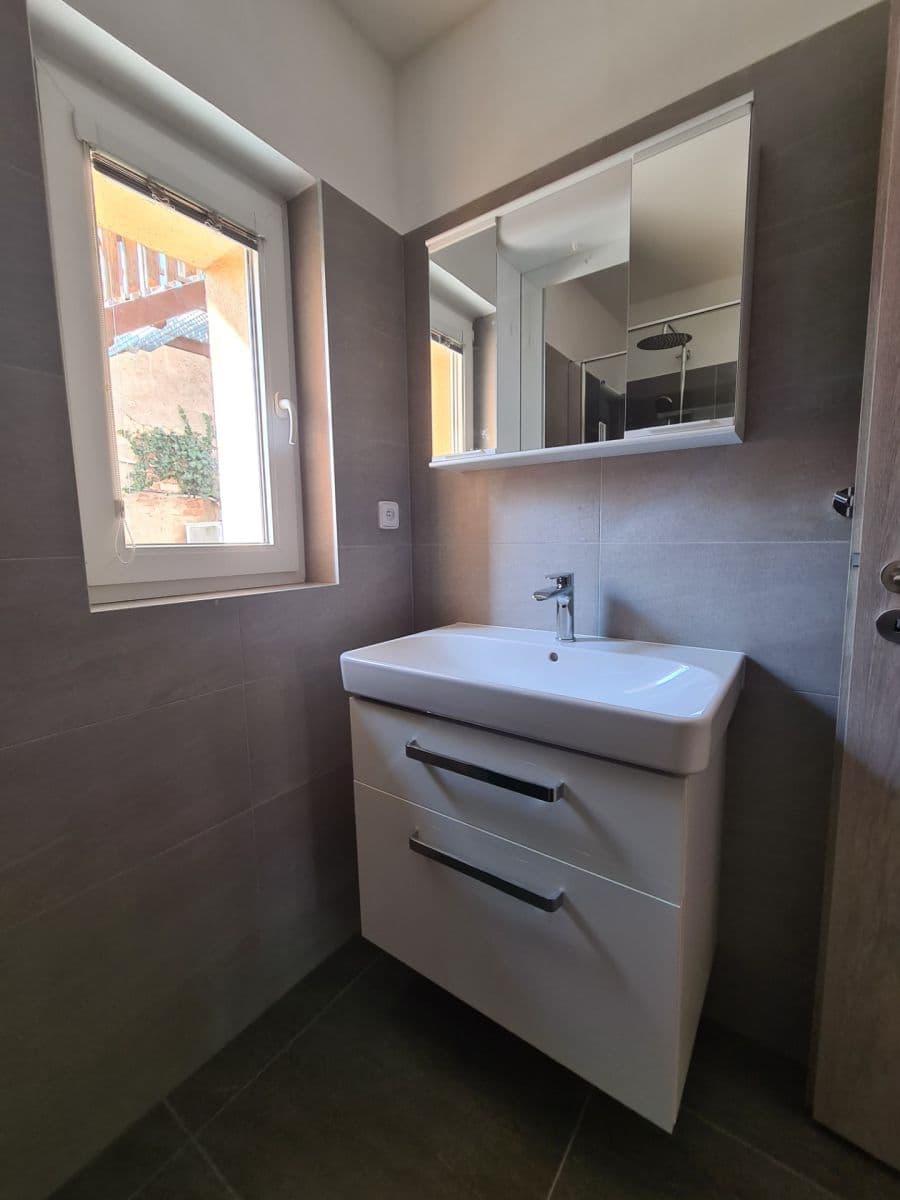 Pronájem bytu 2+1 68 m², Průhon, Brandýs nad Labem-Stará Boleslav, Středočeský kraj Pronájem bytu 2+1 68 m², Průhon, Brandýs nad Labem-Stará Boleslav, Středočeský kraj