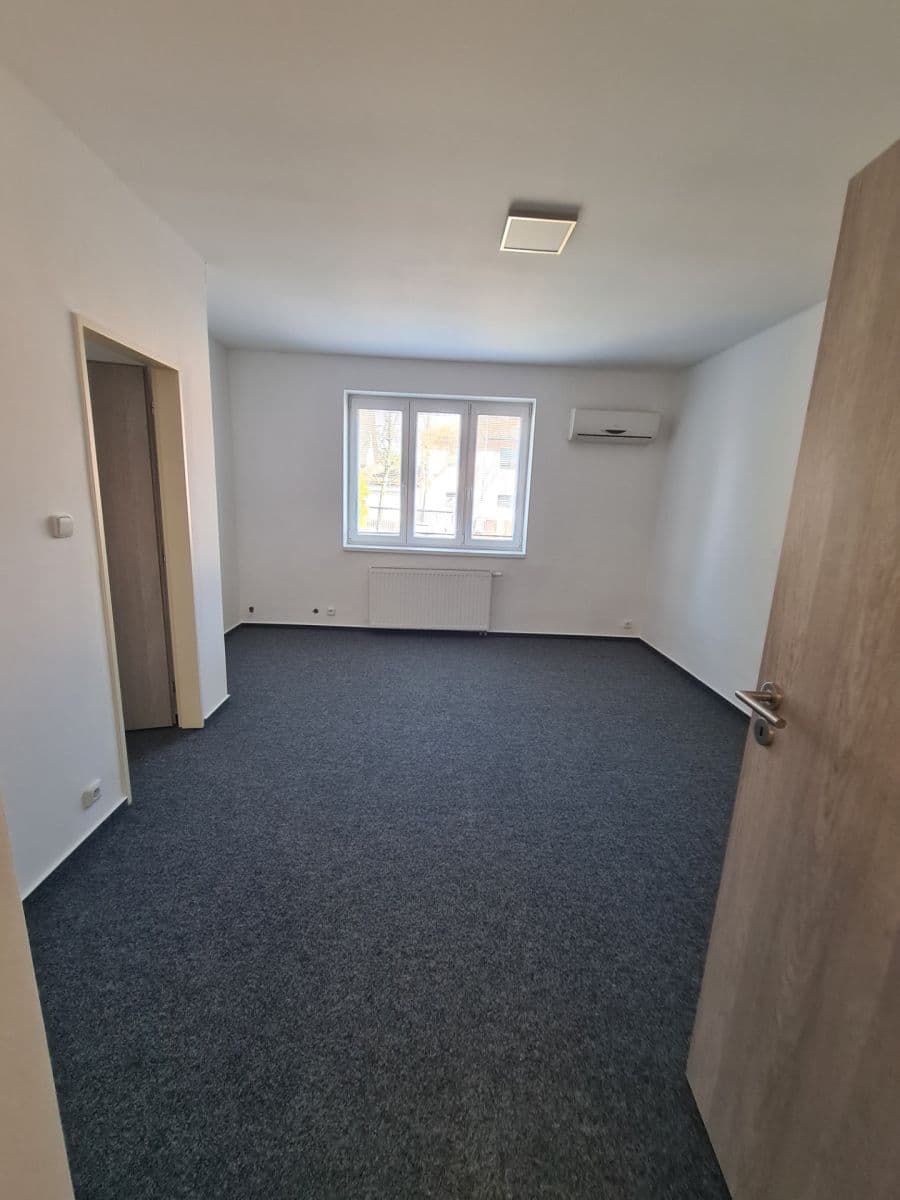 Pronájem bytu 2+1 68 m², Průhon, Brandýs nad Labem-Stará Boleslav, Středočeský kraj Pronájem bytu 2+1 68 m², Průhon, Brandýs nad Labem-Stará Boleslav, Středočeský kraj