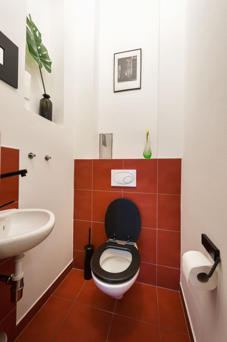 Prodej bytu 4+1 132 m², Masarykovo nábřeží, Praha, Praha Prodej bytu 4+1 132 m², Masarykovo nábřeží, Praha, Praha