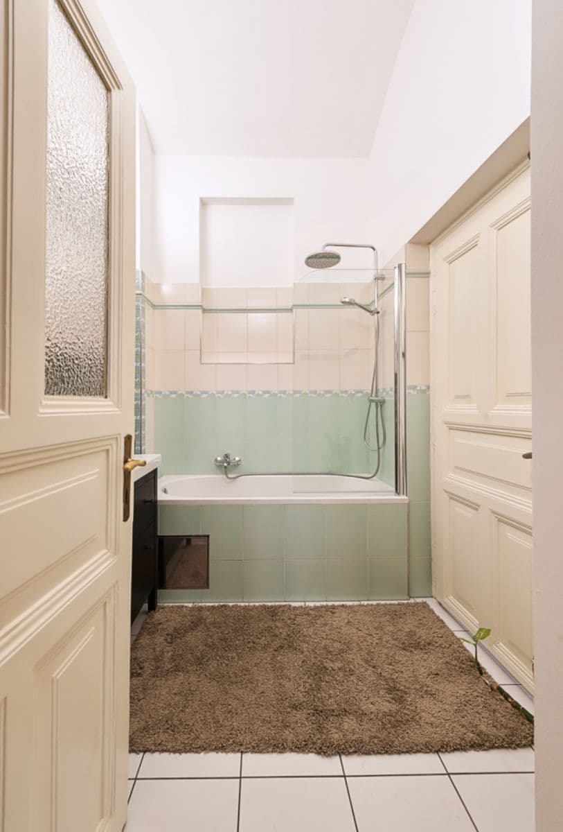 Prodej bytu 4+1 132 m², Masarykovo nábřeží, Praha, Praha Prodej bytu 4+1 132 m², Masarykovo nábřeží, Praha, Praha