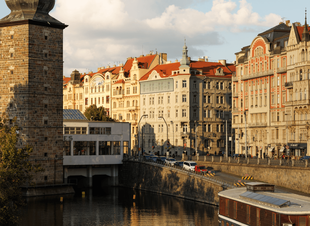 Prodej bytu 4+1 132 m², Masarykovo nábřeží, Praha, Praha Prodej bytu 4+1 132 m², Masarykovo nábřeží, Praha, Praha