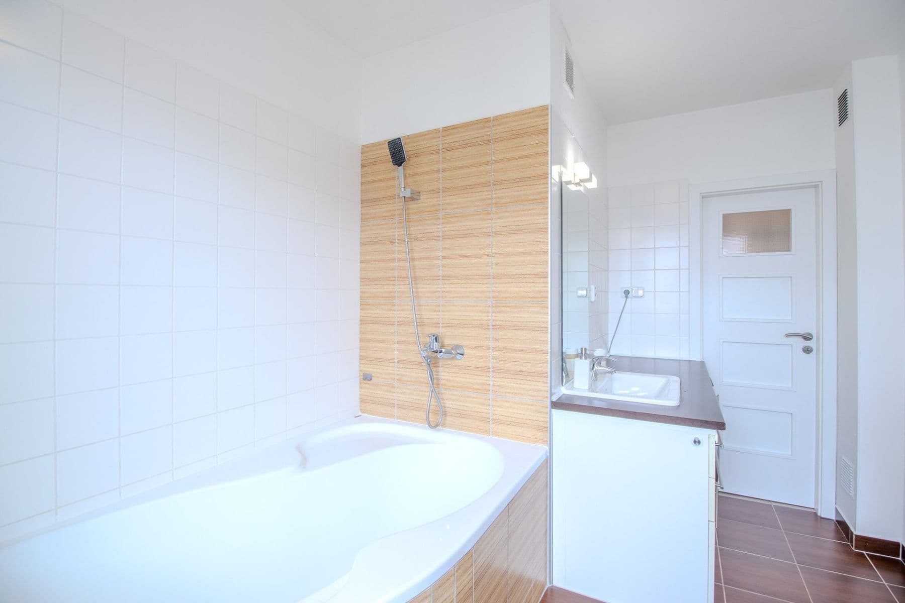 Pronájem bytu 3+kk 73 m², Měchenická, Praha, Praha Pronájem bytu 3+kk 73 m², Měchenická, Praha, Praha