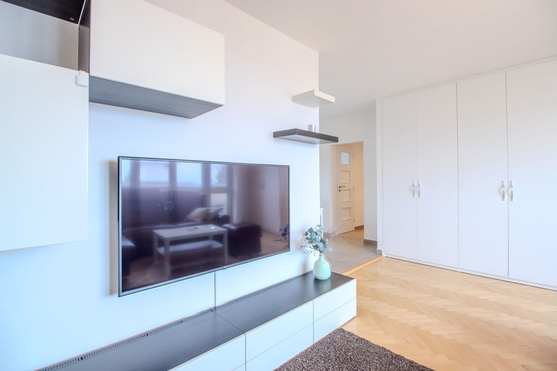 Pronájem bytu 3+kk 73 m², Měchenická, Praha, Praha Pronájem bytu 3+kk 73 m², Měchenická, Praha, Praha