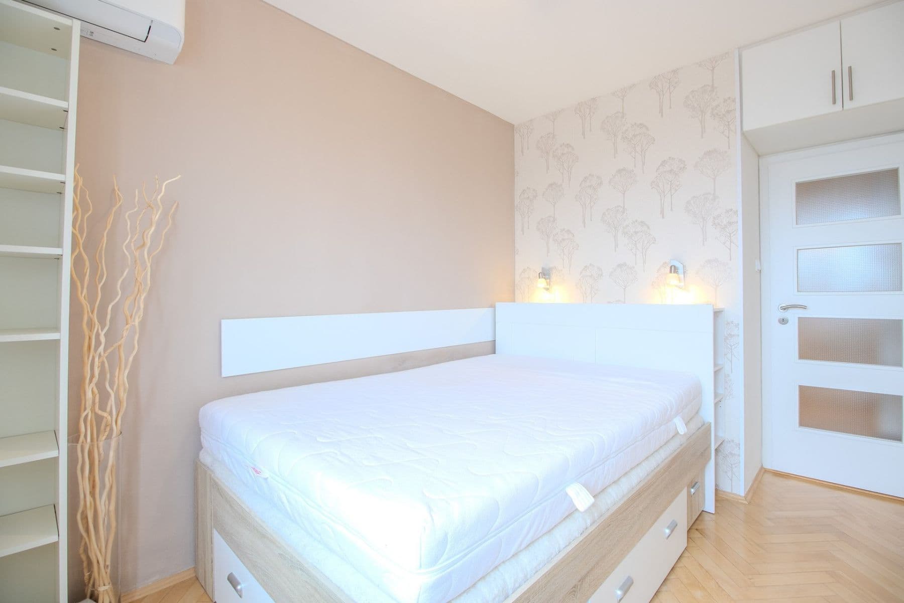 Pronájem bytu 3+kk 73 m², Měchenická, Praha, Praha Pronájem bytu 3+kk 73 m², Měchenická, Praha, Praha