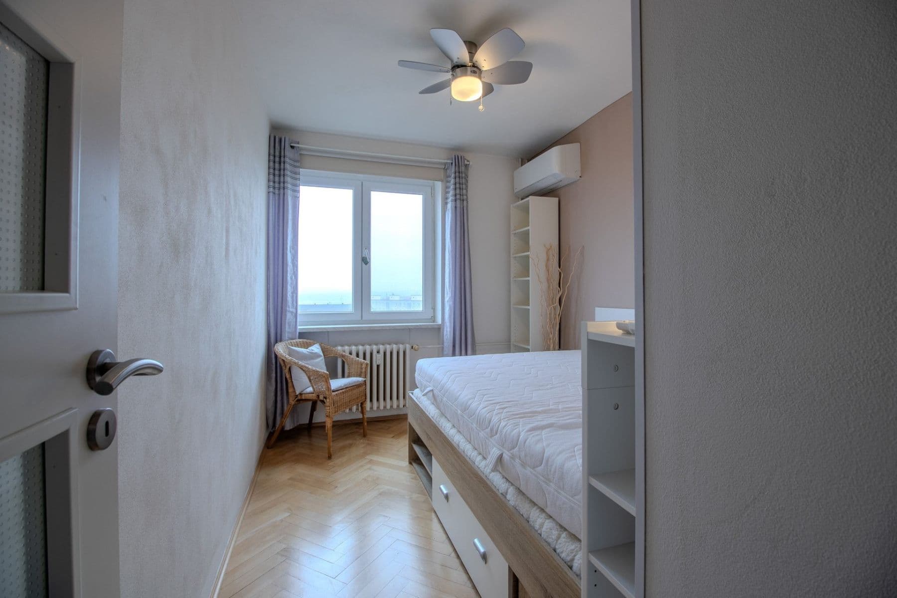 Pronájem bytu 3+kk 73 m², Měchenická, Praha, Praha Pronájem bytu 3+kk 73 m², Měchenická, Praha, Praha