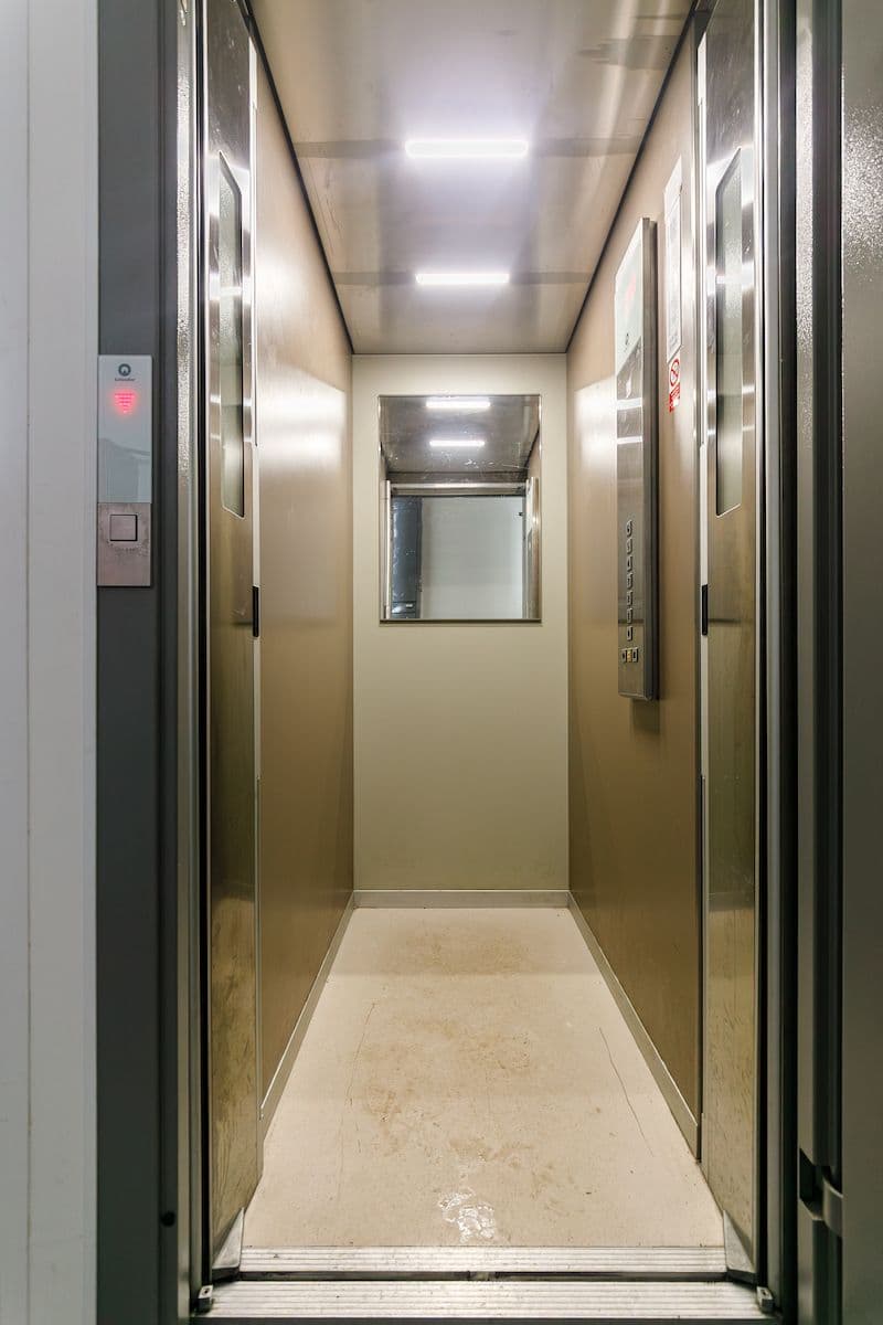 Prodej bytu 2+1 57 m², Cihlářská, Liberec, Liberecký kraj Prodej bytu 2+1 57 m², Cihlářská, Liberec, Liberecký kraj