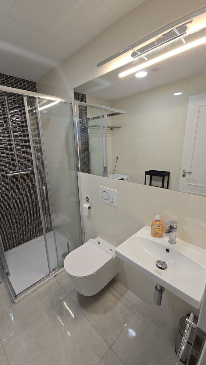 Pronájem bytu 32 m², Korunní, Praha, Praha Pronájem bytu 32 m², Korunní, Praha, Praha