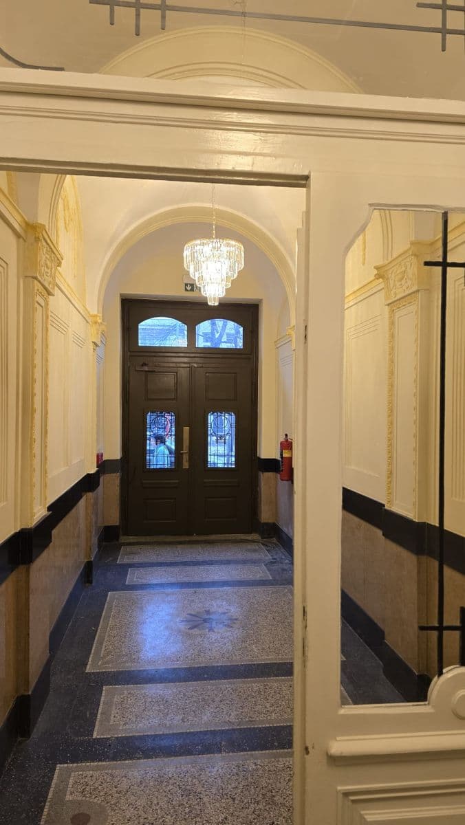 Pronájem bytu 32 m², Korunní, Praha, Praha Pronájem bytu 32 m², Korunní, Praha, Praha