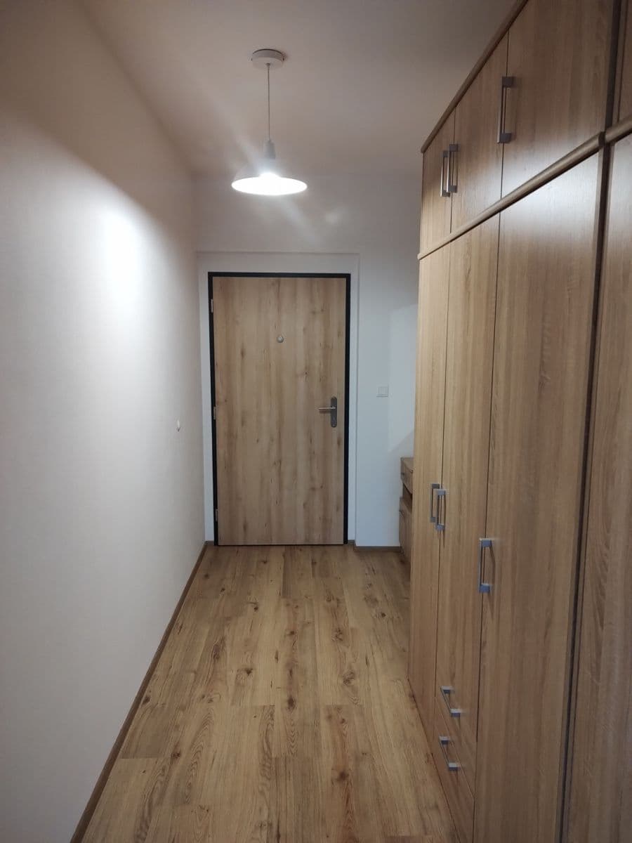Pronájem bytu 2+kk 49 m², Chrudim, Pardubický kraj Pronájem bytu 2+kk 49 m², Chrudim, Pardubický kraj