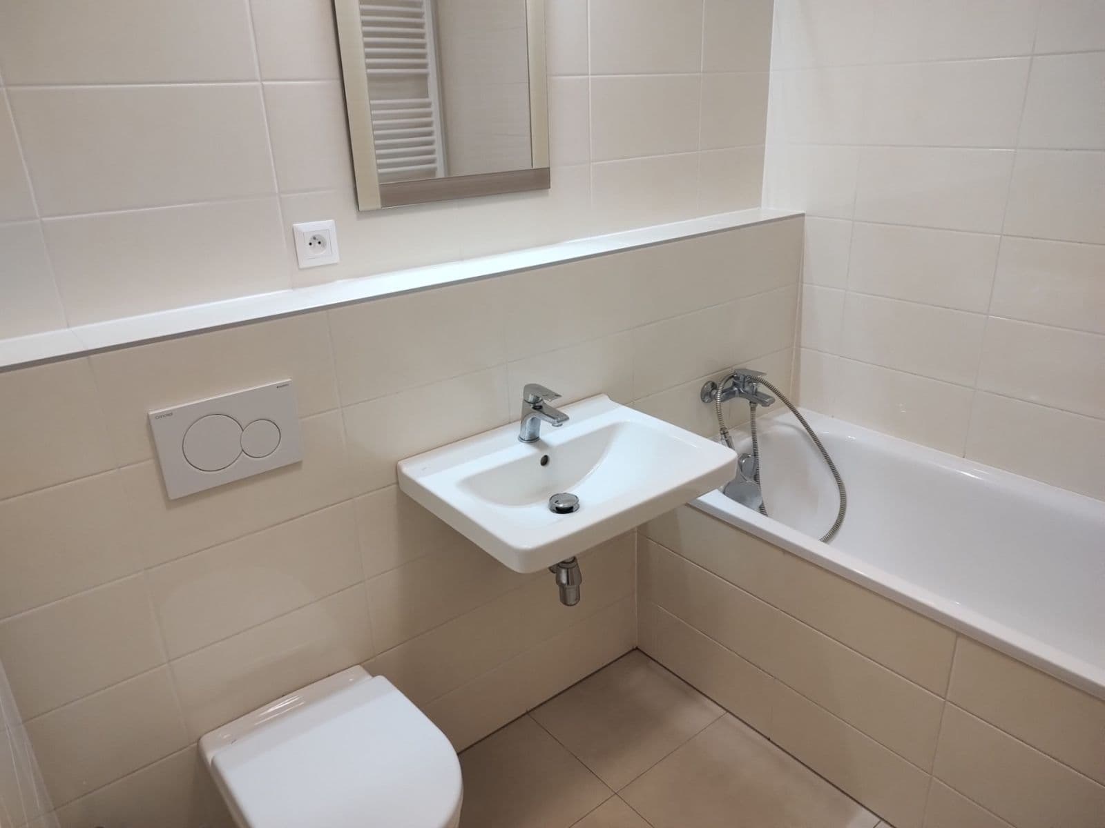 Pronájem bytu 2+kk 49 m², Chrudim, Pardubický kraj Pronájem bytu 2+kk 49 m², Chrudim, Pardubický kraj