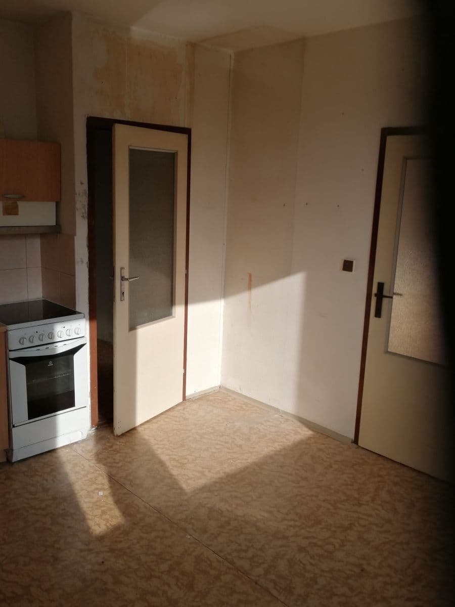 Prodej bytu 1+1 35 m², Na Výsluní, Neratovice, Středočeský kraj Prodej bytu 1+1 35 m², Na Výsluní, Neratovice, Středočeský kraj