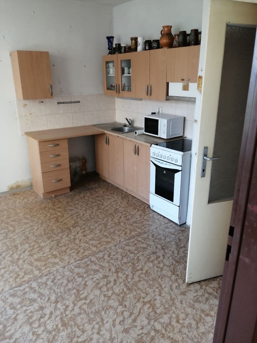 Prodej bytu 1+1 35 m², Na Výsluní, Neratovice, Středočeský kraj Prodej bytu 1+1 35 m², Na Výsluní, Neratovice, Středočeský kraj