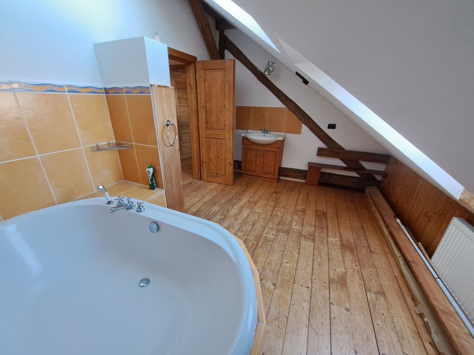 Pronájem bytu 5+kk 200 m², Němejcova, Plzeň, Plzeňský kraj Pronájem bytu 5+kk 200 m², Němejcova, Plzeň, Plzeňský kraj