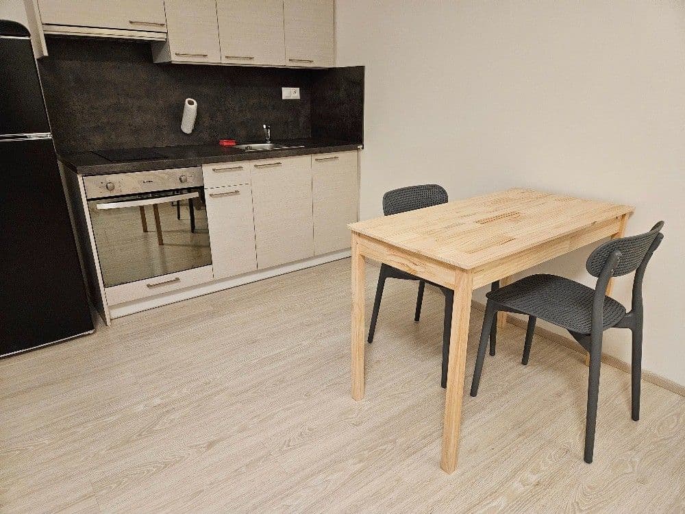 Pronájem bytu 1+kk 36 m², Edvarda Beneše, Olomouc, Olomoucký kraj Pronájem bytu 1+kk 36 m², Edvarda Beneše, Olomouc, Olomoucký kraj