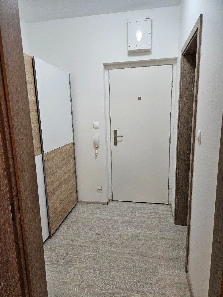 Pronájem bytu 1+kk 36 m², Edvarda Beneše, Olomouc, Olomoucký kraj Pronájem bytu 1+kk 36 m², Edvarda Beneše, Olomouc, Olomoucký kraj