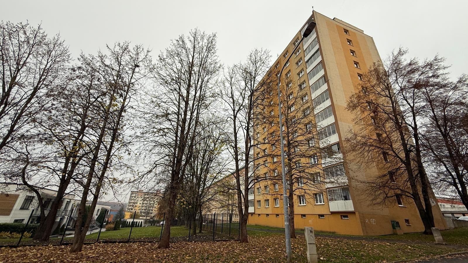 Pronájem bytu 1+1 42 m², Jiřího Wolkera, Most, Ústecký kraj Pronájem bytu 1+1 42 m², Jiřího Wolkera, Most, Ústecký kraj