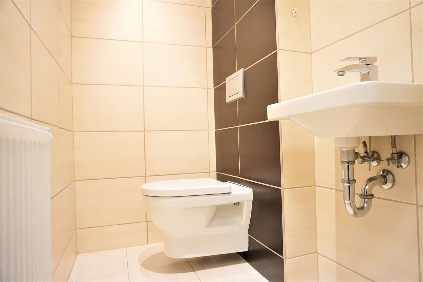 Pronájem bytu 3+kk 55 m², náměstí Hrdinů, Praha, Praha Pronájem bytu 3+kk 55 m², náměstí Hrdinů, Praha, Praha