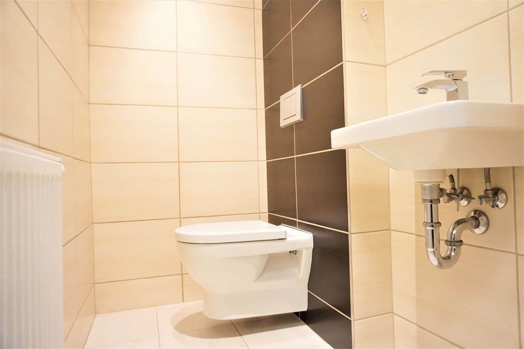 Pronájem bytu 3+kk 55 m², náměstí Hrdinů, Praha, Praha Pronájem bytu 3+kk 55 m², náměstí Hrdinů, Praha, Praha