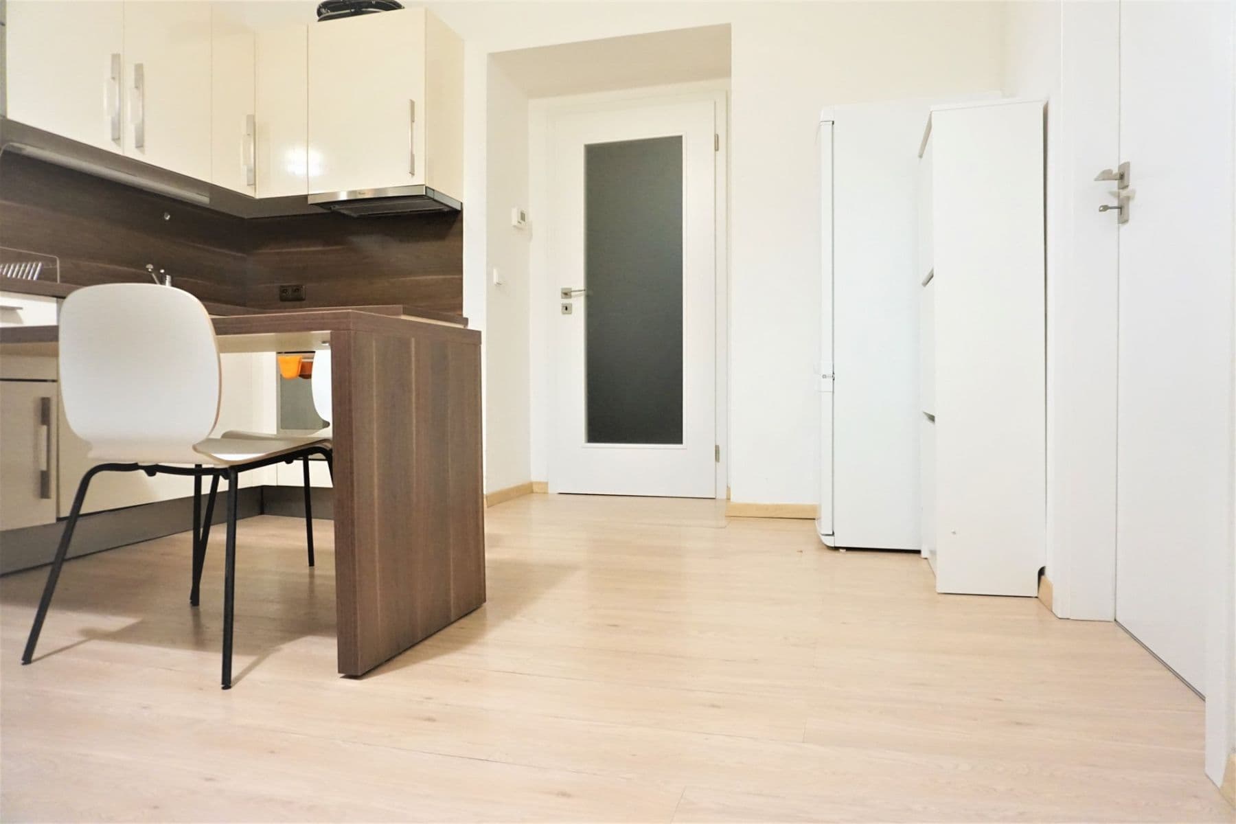 Pronájem bytu 3+kk 55 m², náměstí Hrdinů, Praha, Praha Pronájem bytu 3+kk 55 m², náměstí Hrdinů, Praha, Praha