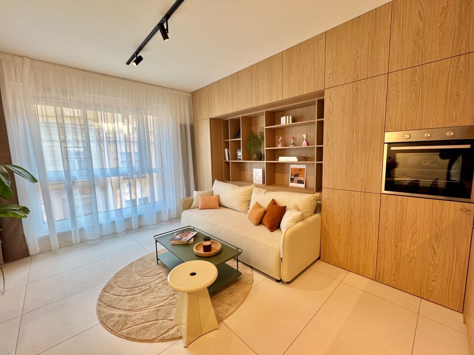 Pronájem bytu 1+kk 29 m², Krymská, Praha, Praha Pronájem bytu 1+kk 29 m², Krymská, Praha, Praha