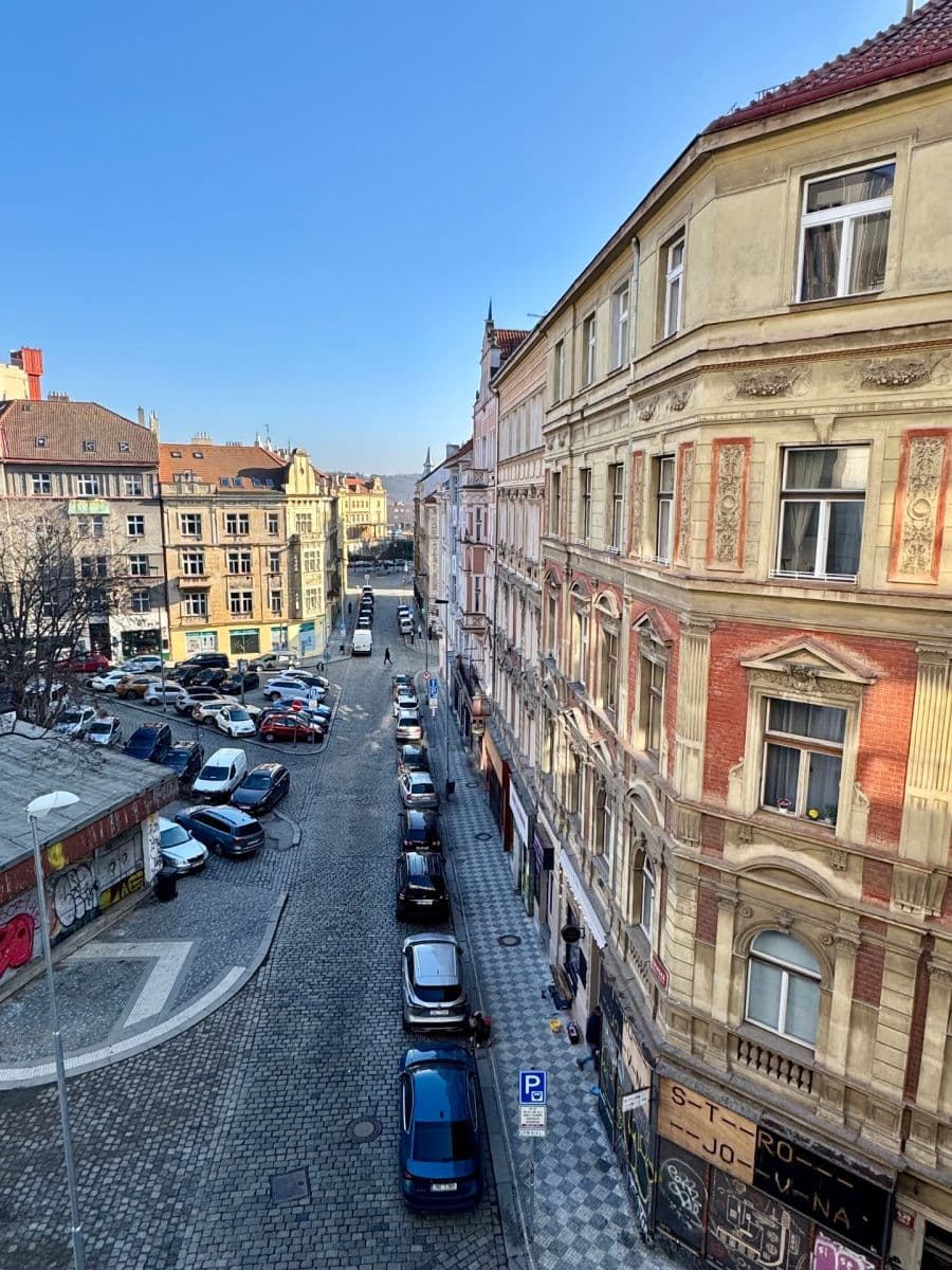 Pronájem bytu 1+kk 29 m², Krymská, Praha, Praha Pronájem bytu 1+kk 29 m², Krymská, Praha, Praha