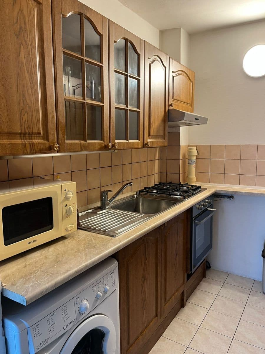 Pronájem bytu 3+kk 54 m², Hlavní, Praha, Praha Pronájem bytu 3+kk 54 m², Hlavní, Praha, Praha