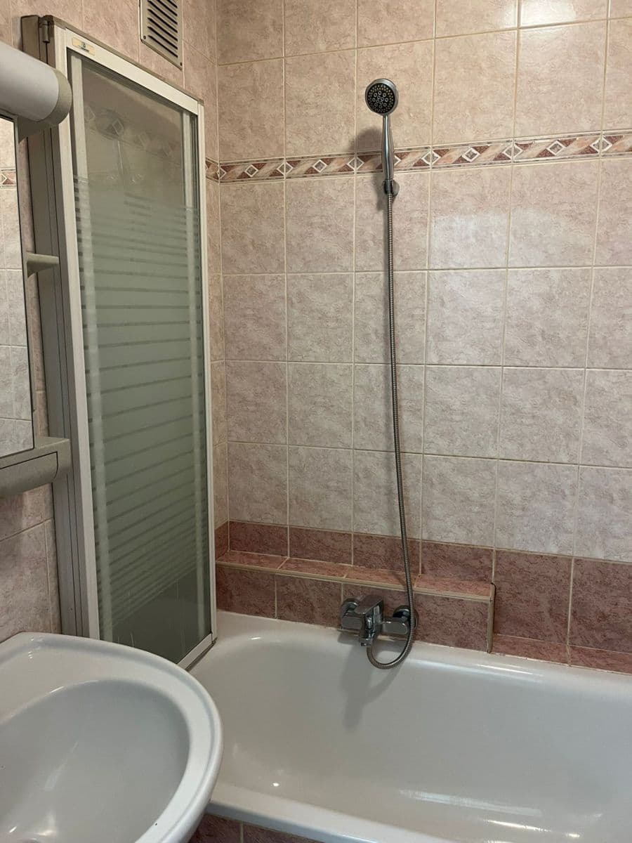 Pronájem bytu 3+kk 54 m², Hlavní, Praha, Praha Pronájem bytu 3+kk 54 m², Hlavní, Praha, Praha