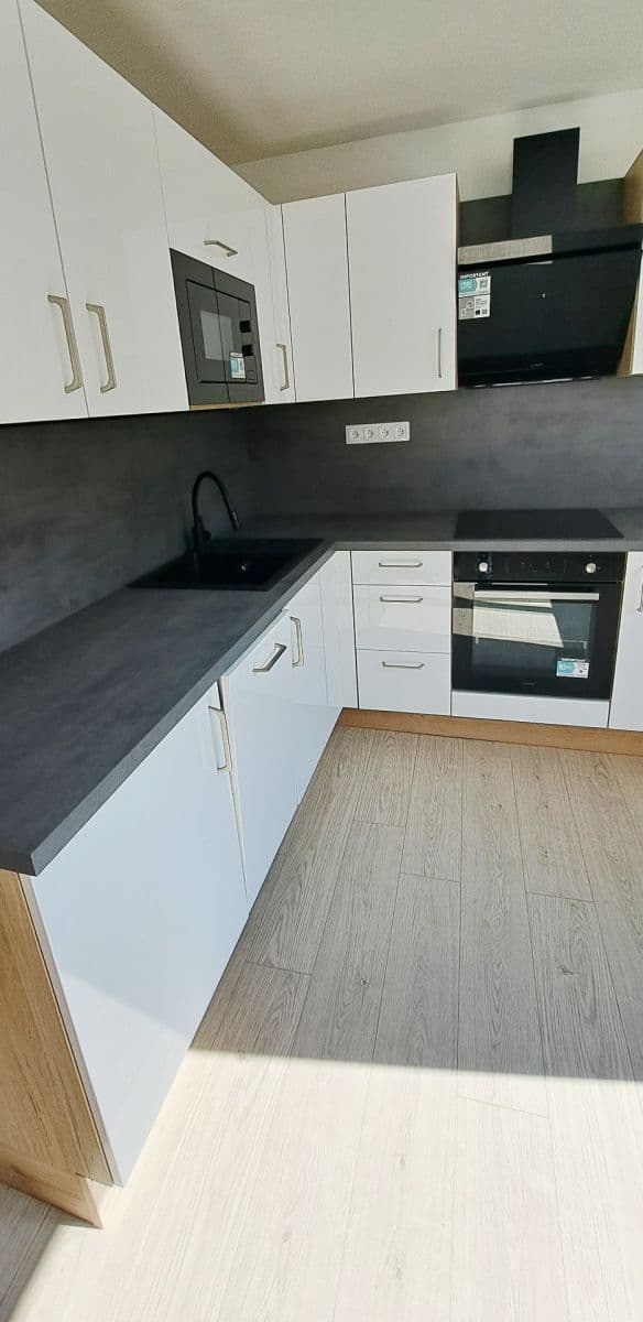 Pronájem bytu 1+1 50 m², Na Jíkalce, Plzeň, Plzeňský kraj Pronájem bytu 1+1 50 m², Na Jíkalce, Plzeň, Plzeňský kraj