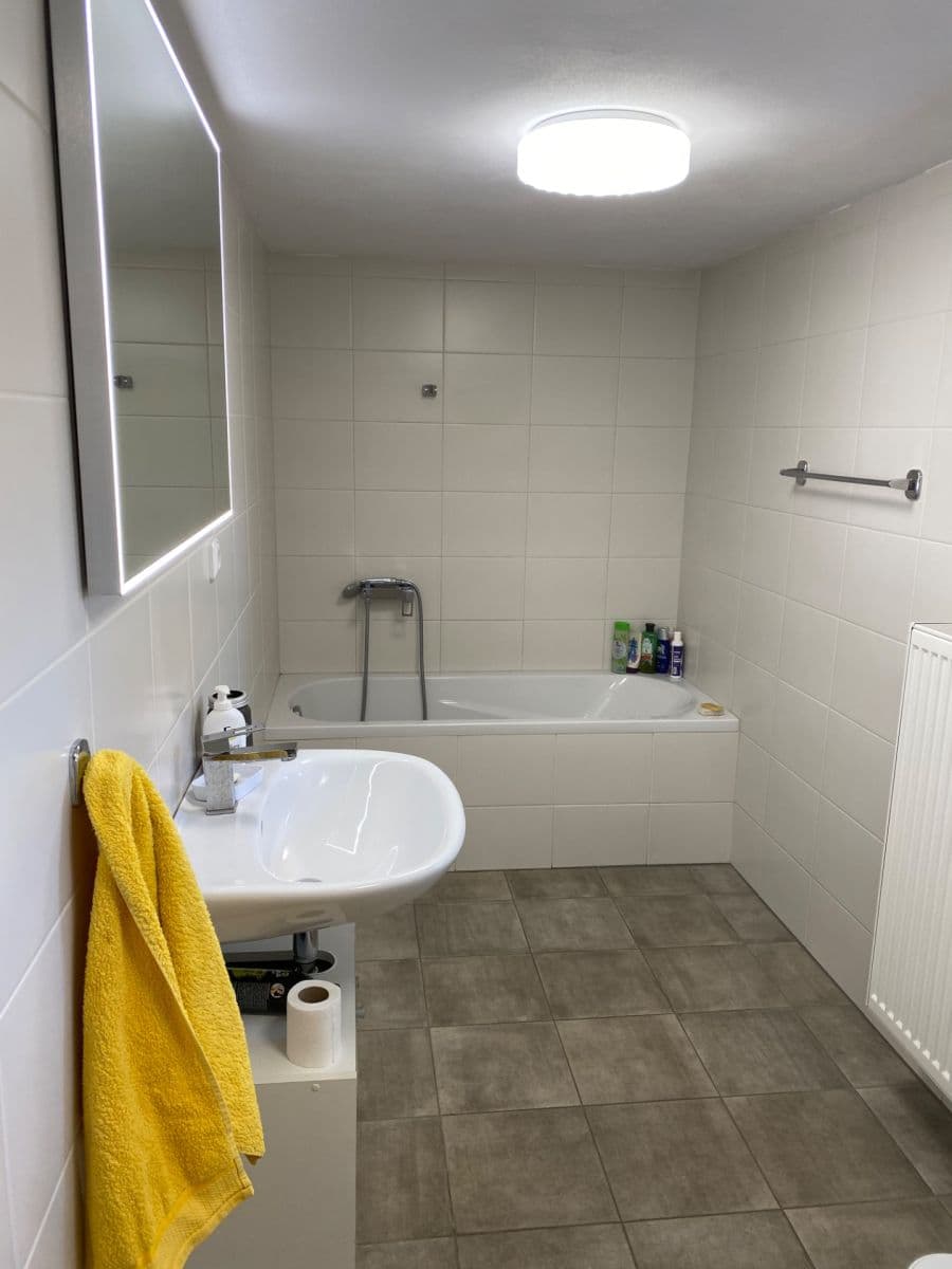 Pronájem bytu 2+1 56 m², H. Malířové, České Budějovice, Jihočeský kraj Pronájem bytu 2+1 56 m², H. Malířové, České Budějovice, Jihočeský kraj