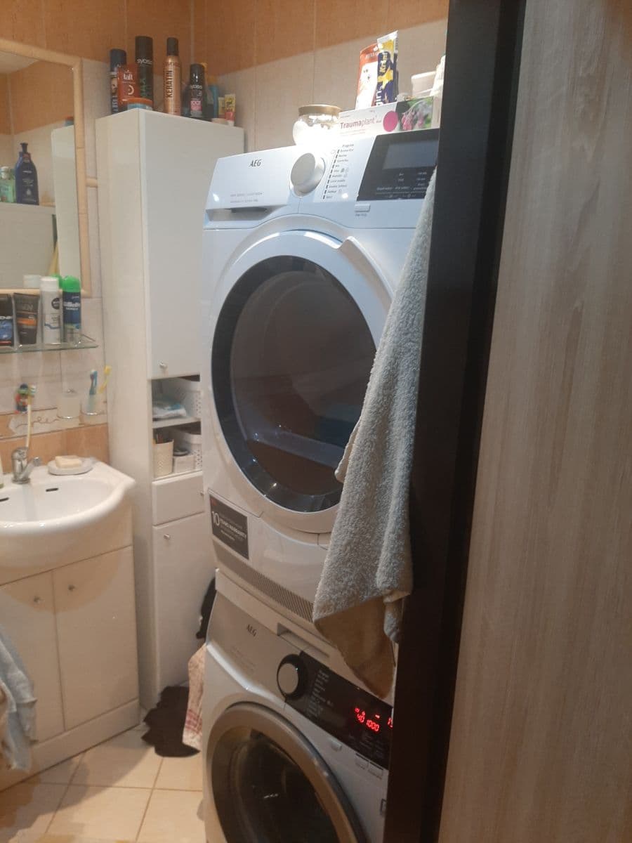 Prodej bytu 3+1 72 m², Sportovní, Mělník, Středočeský kraj Prodej bytu 3+1 72 m², Sportovní, Mělník, Středočeský kraj