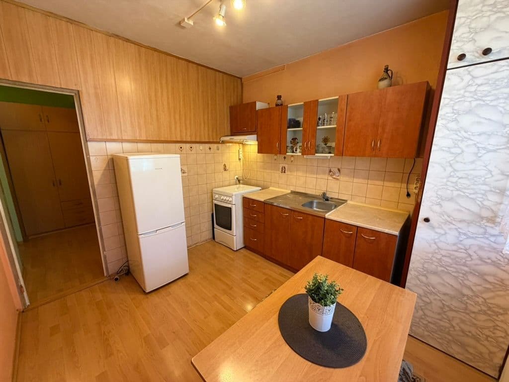 Prodej bytu 1+1 36 m², Družební, Olomouc, Olomoucký kraj Prodej bytu 1+1 36 m², Družební, Olomouc, Olomoucký kraj