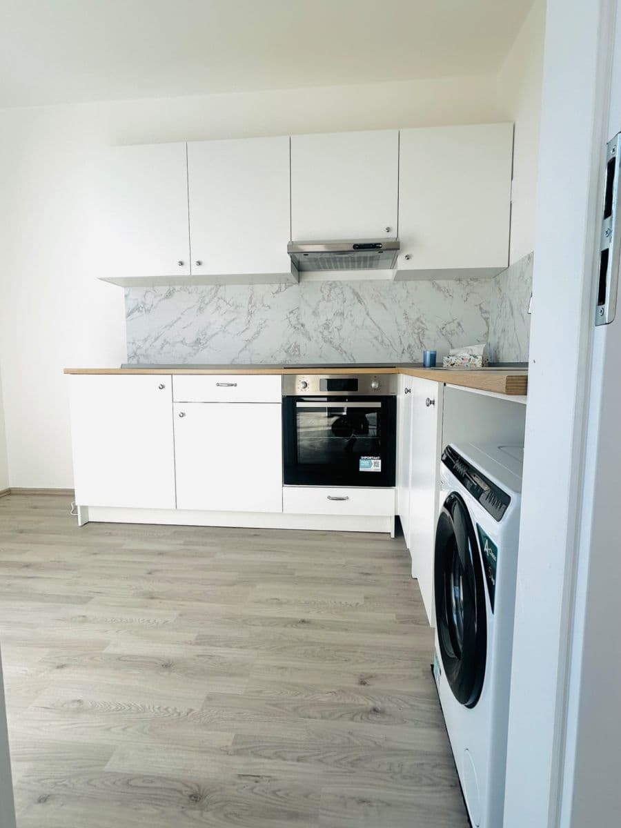 Pronájem bytu 2+1 46 m², Pražského, Praha, Praha Pronájem bytu 2+1 46 m², Pražského, Praha, Praha