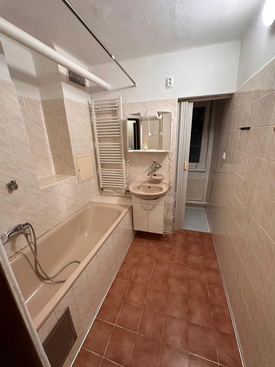 Pronájem bytu 3+1 60 m², Na Libuši, Bechyně, Jihočeský kraj Pronájem bytu 3+1 60 m², Na Libuši, Bechyně, Jihočeský kraj