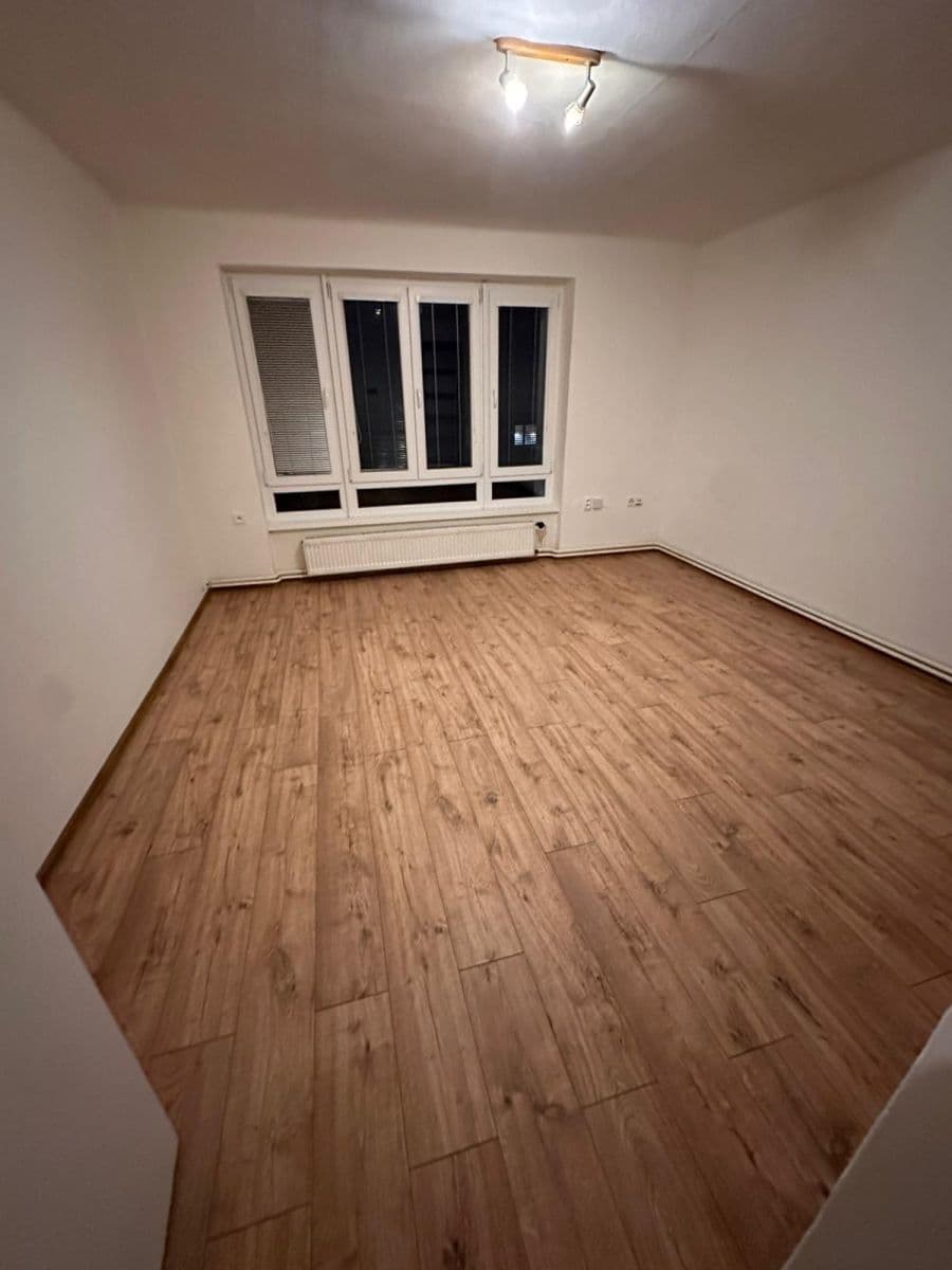 Pronájem bytu 3+1 60 m², Na Libuši, Bechyně, Jihočeský kraj Pronájem bytu 3+1 60 m², Na Libuši, Bechyně, Jihočeský kraj