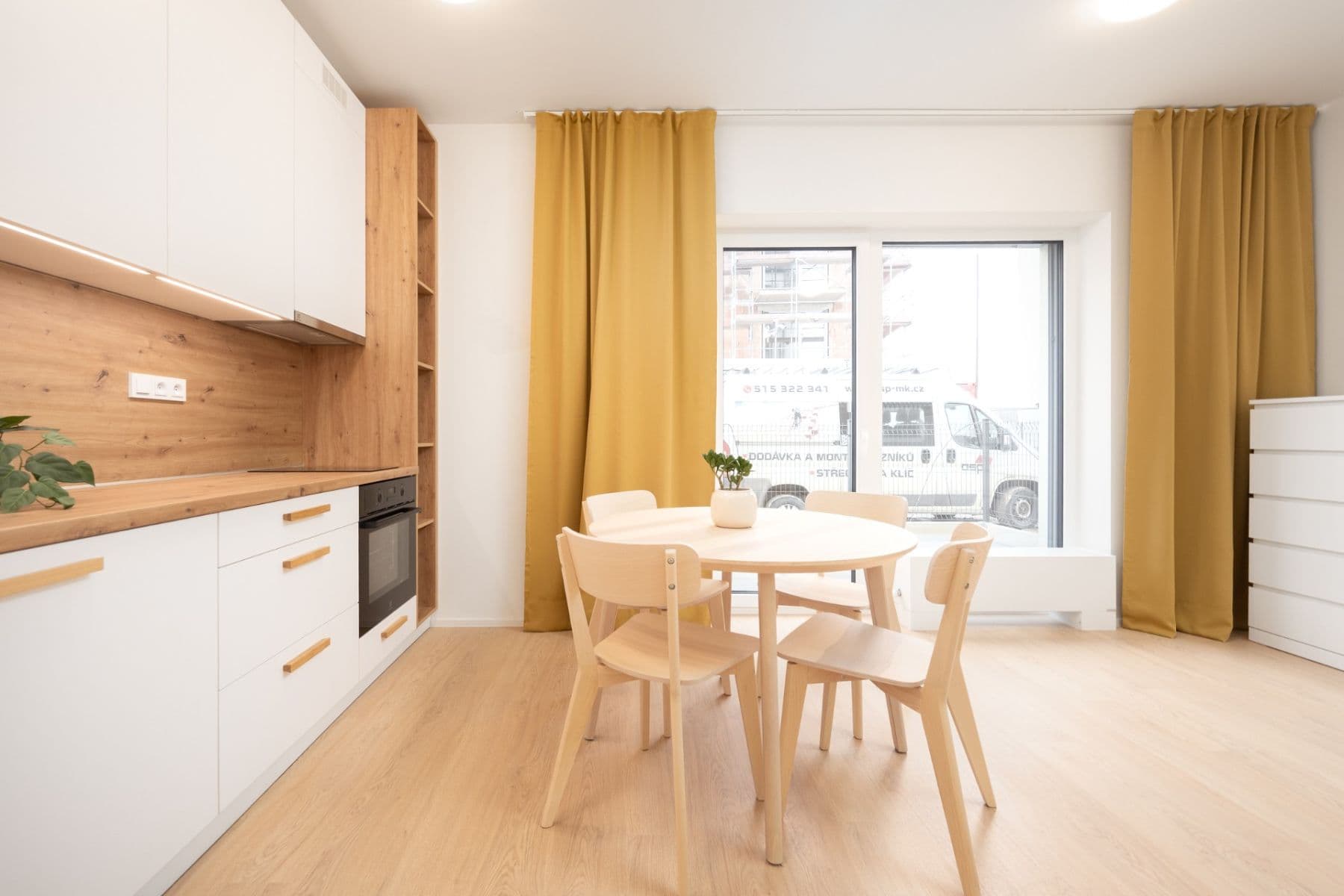 Pronájem bytu 1+kk 30 m², U Kasáren, Pohořelice, Jihomoravský kraj Pronájem bytu 1+kk 30 m², U Kasáren, Pohořelice, Jihomoravský kraj