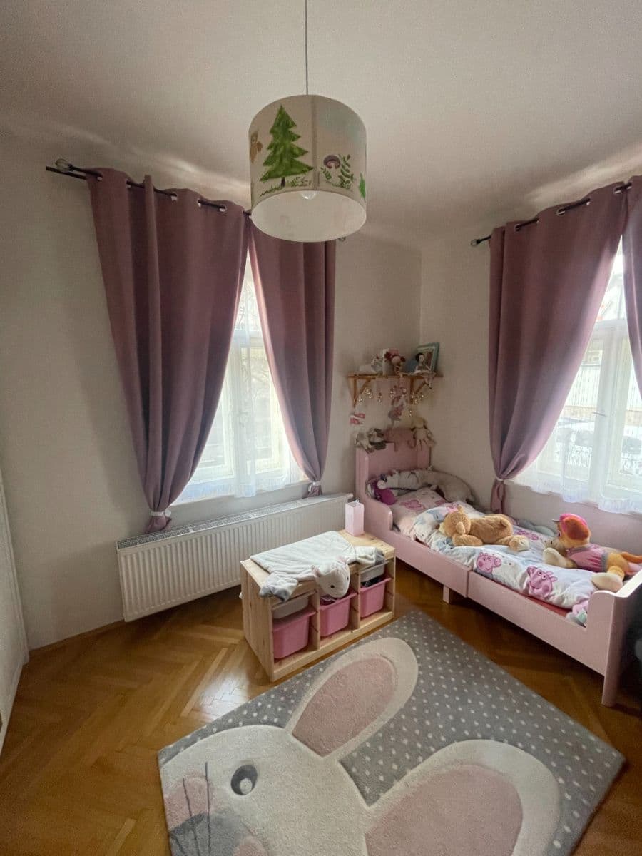 Pronájem bytu 3+kk 70 m², V Holešovičkách, Praha, Praha Pronájem bytu 3+kk 70 m², V Holešovičkách, Praha, Praha