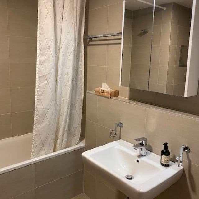 Pronájem bytu 2+kk 63 m², Zvěřinova, Praha, Praha Pronájem bytu 2+kk 63 m², Zvěřinova, Praha, Praha