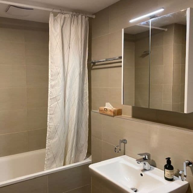 Pronájem bytu 2+kk 63 m², Zvěřinova, Praha, Praha Pronájem bytu 2+kk 63 m², Zvěřinova, Praha, Praha