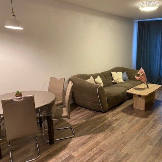 Pronájem bytu 2+kk 63 m², Zvěřinova, Praha, Praha Pronájem bytu 2+kk 63 m², Zvěřinova, Praha, Praha