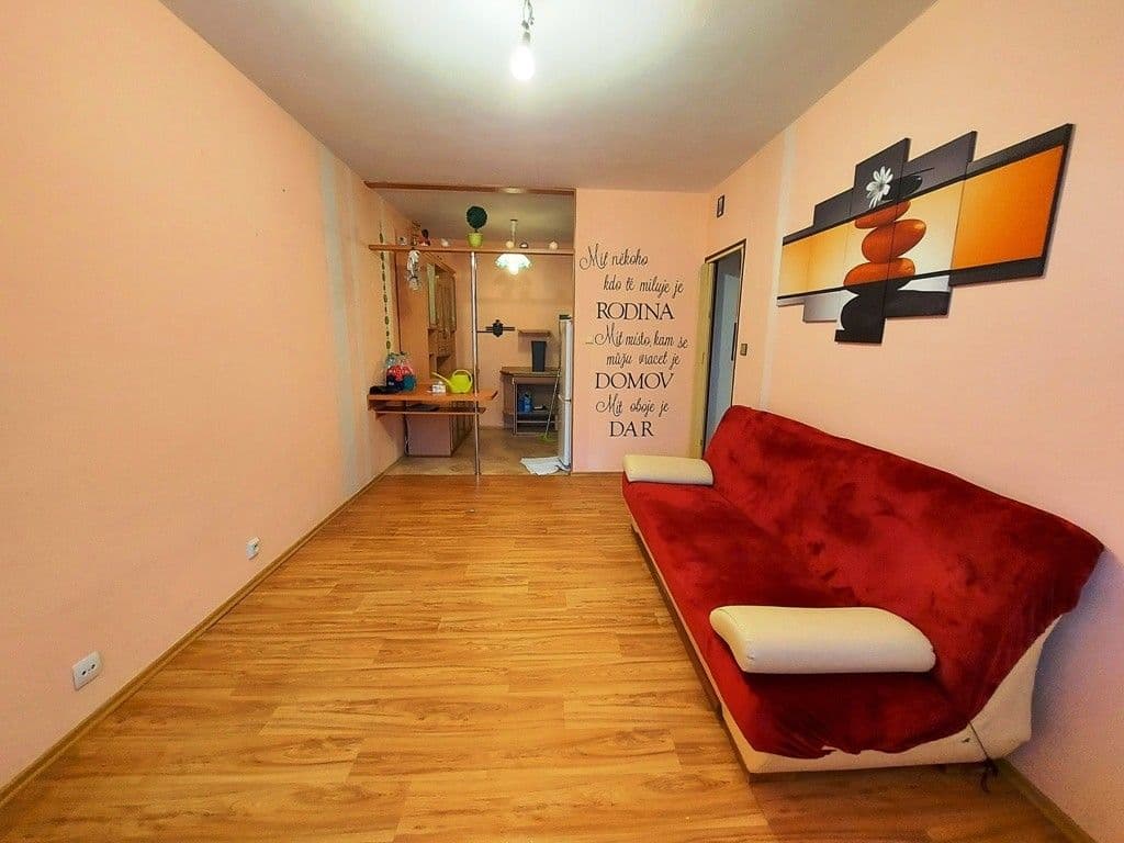 Pronájem bytu 2+kk 42 m², Sídliště pionýrů, Úštěk, Ústecký kraj Pronájem bytu 2+kk 42 m², Sídliště pionýrů, Úštěk, Ústecký kraj