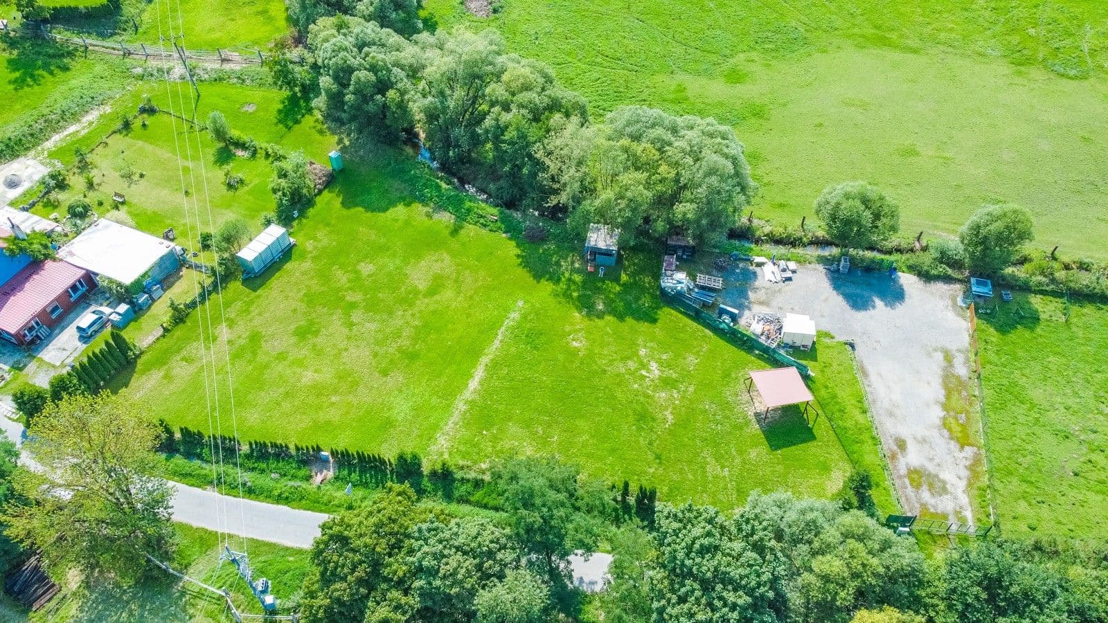 Prodej pozemku 1.868 m², Lhenice, Jihočeský kraj Prodej pozemku 1.868 m², Lhenice, Jihočeský kraj