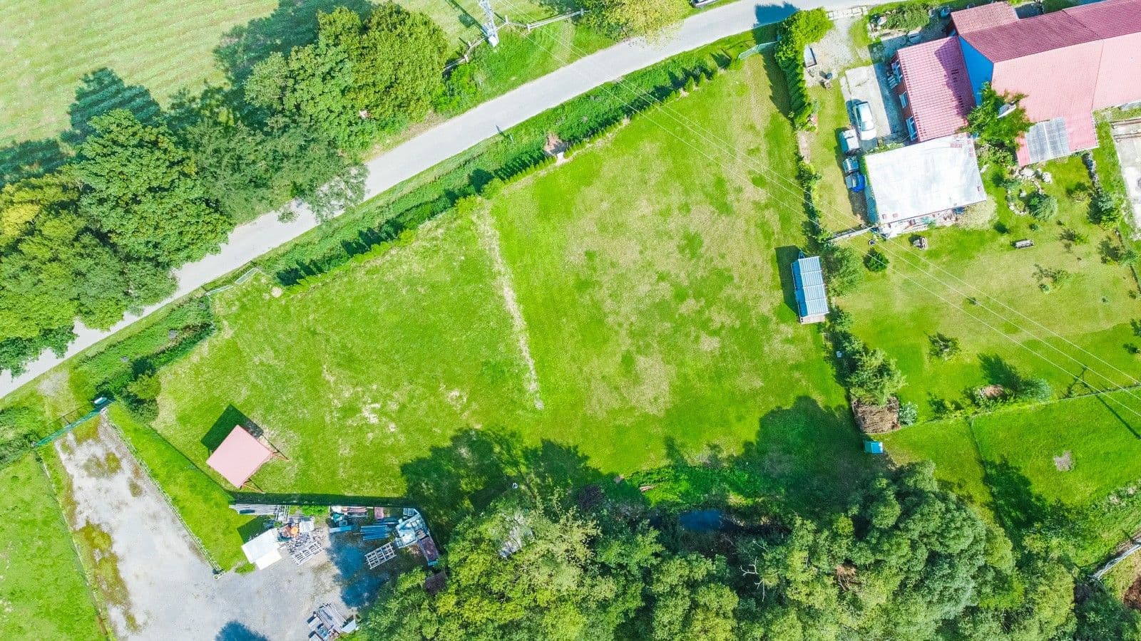 Prodej pozemku 1.868 m², Lhenice, Jihočeský kraj Prodej pozemku 1.868 m², Lhenice, Jihočeský kraj