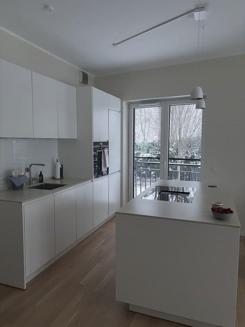 Pronájem bytu 3+1 85 m², Rissener Landstrasse 197, Hamburg, Hamburg Pronájem bytu 3+1 85 m², Rissener Landstrasse 197, Hamburg, Hamburg