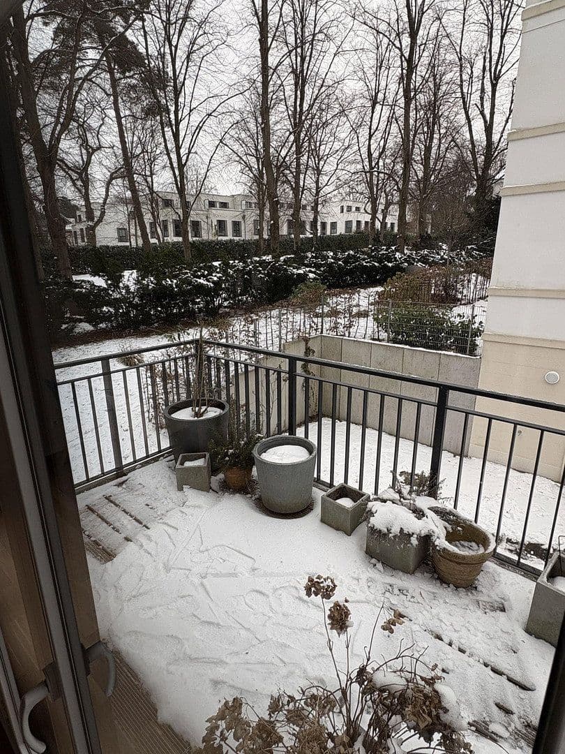 Pronájem bytu 3+1 85 m², Rissener Landstrasse 197, Hamburg, Hamburg Pronájem bytu 3+1 85 m², Rissener Landstrasse 197, Hamburg, Hamburg