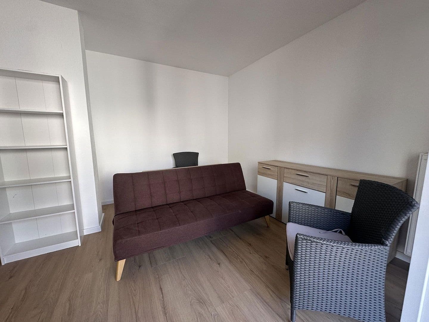 Pronájem bytu 2+1 47 m², Mannheim, Bádensko-Württembersko Pronájem bytu 2+1 47 m², Mannheim, Bádensko-Württembersko