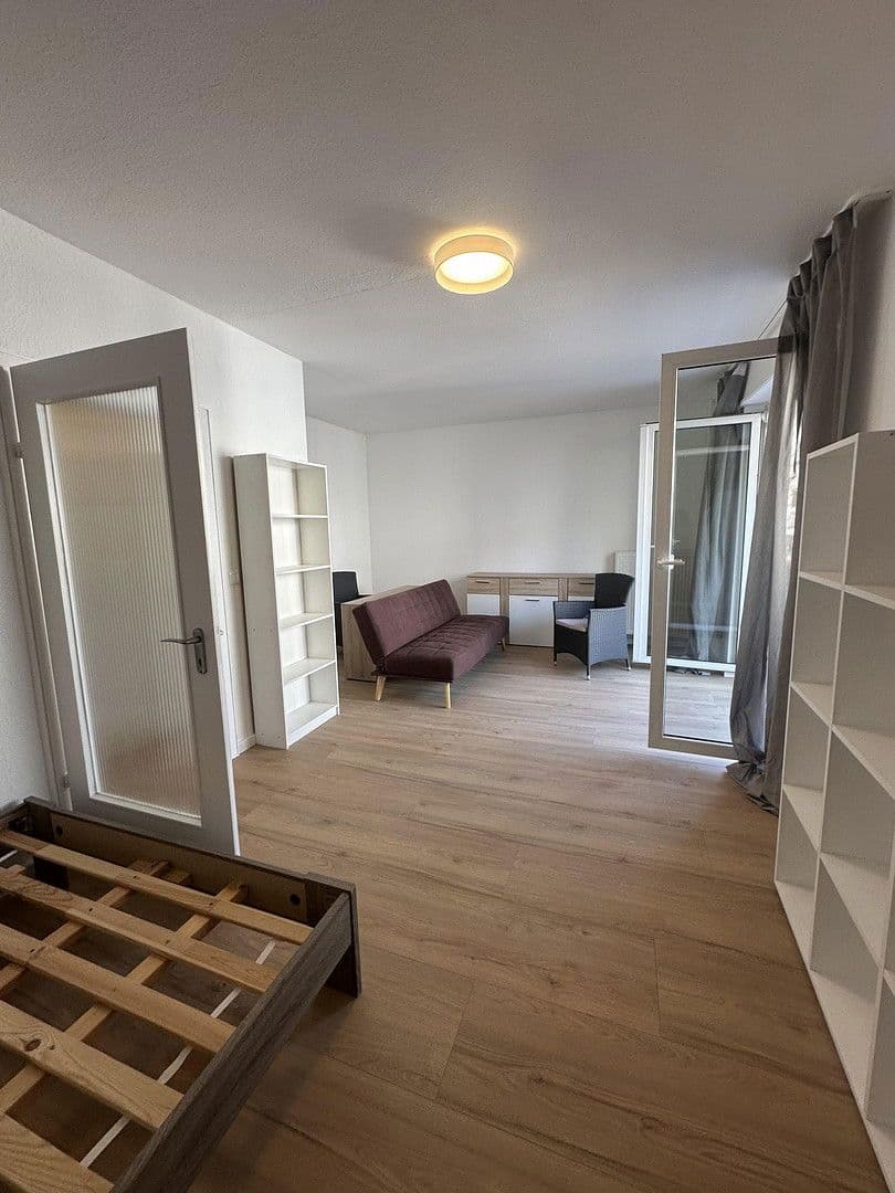 Pronájem bytu 2+1 47 m², Mannheim, Bádensko-Württembersko Pronájem bytu 2+1 47 m², Mannheim, Bádensko-Württembersko