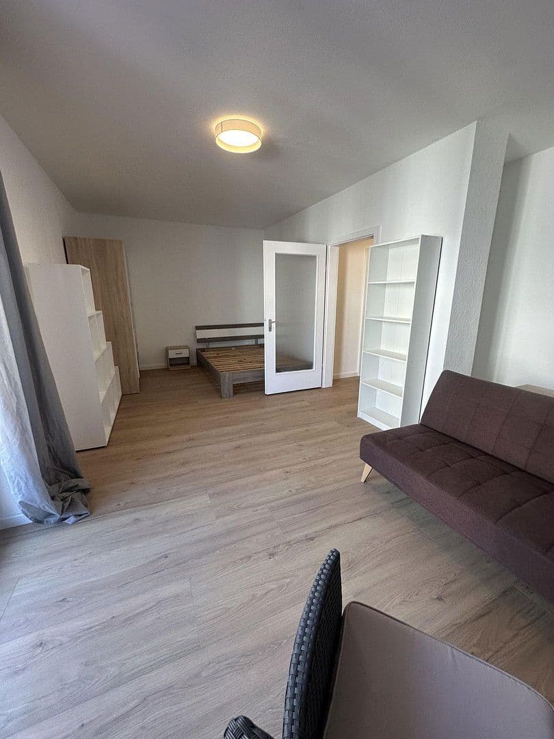 Pronájem bytu 2+1 47 m², Mannheim, Bádensko-Württembersko Pronájem bytu 2+1 47 m², Mannheim, Bádensko-Württembersko