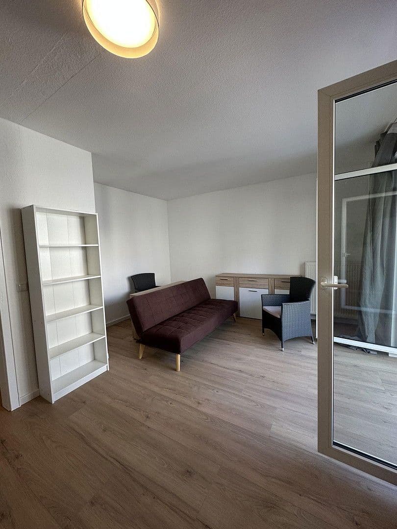 Pronájem bytu 2+1 47 m², Mannheim, Bádensko-Württembersko Pronájem bytu 2+1 47 m², Mannheim, Bádensko-Württembersko