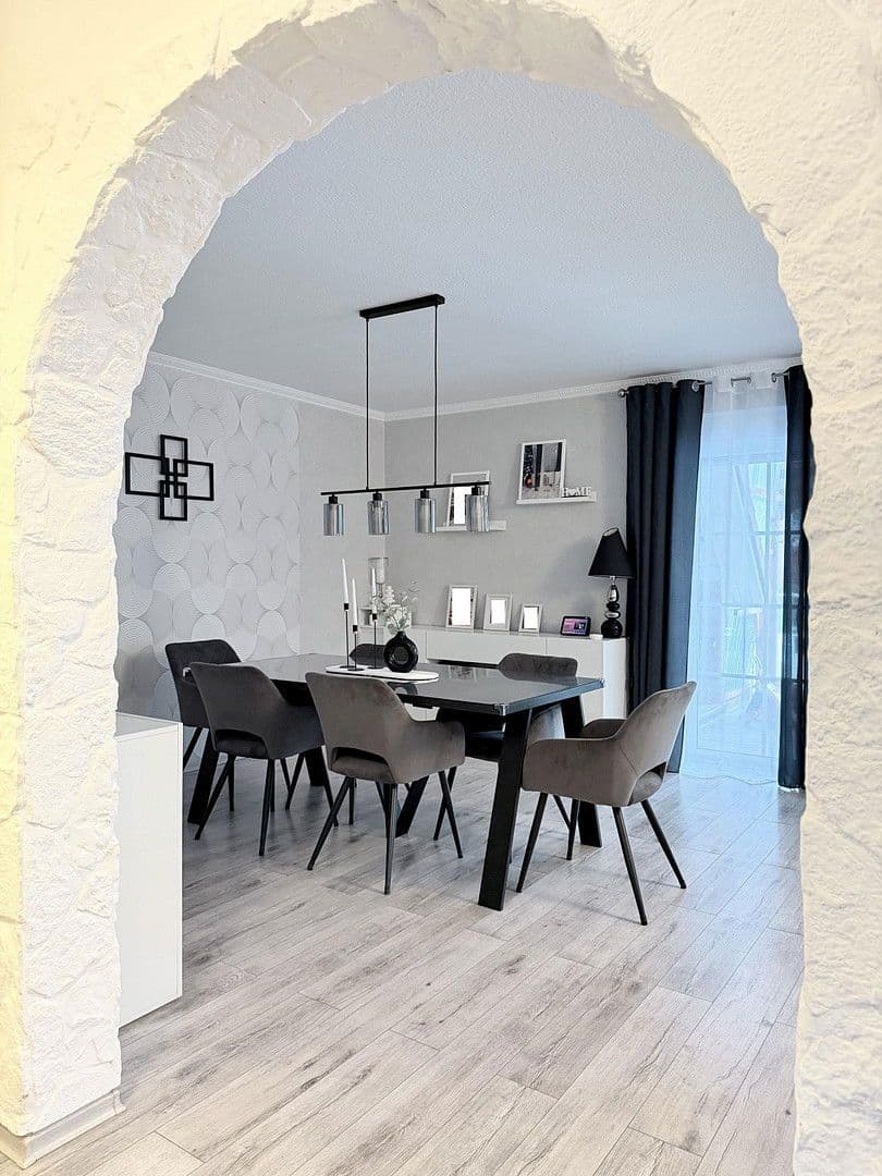 Prodej domu 124 m², pozemek 296 m², Stade, Dolní Sasko Prodej domu 124 m², pozemek 296 m², Stade, Dolní Sasko