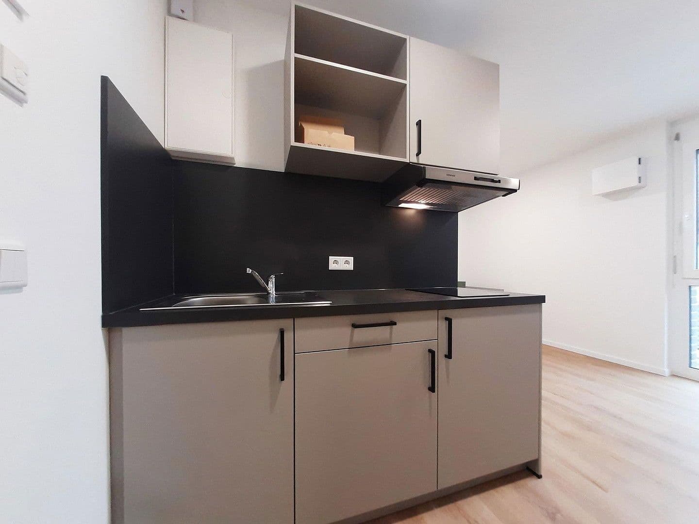 Pronájem bytu 1+1 19 m², Erlangen, Bavorsko Pronájem bytu 1+1 19 m², Erlangen, Bavorsko